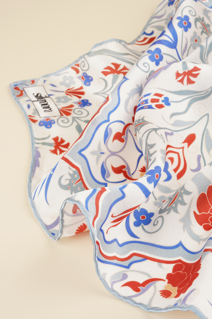 İpek Bandana Fular Art Collection-Hatai Çini (Lale ve Karanfil)