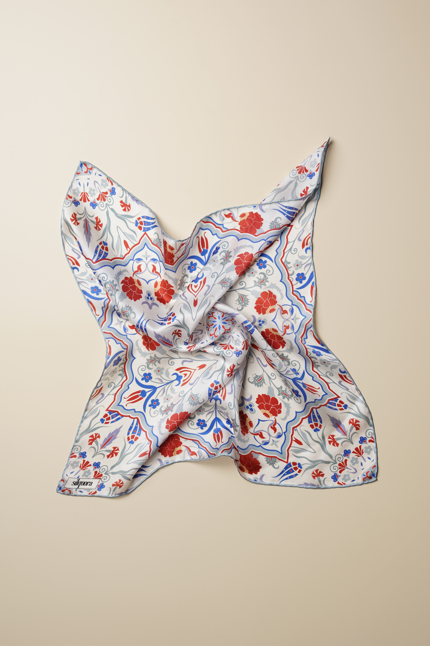 İpek Bandana Fular Art Collection-Hatai Çini (Lale ve Karanfil)