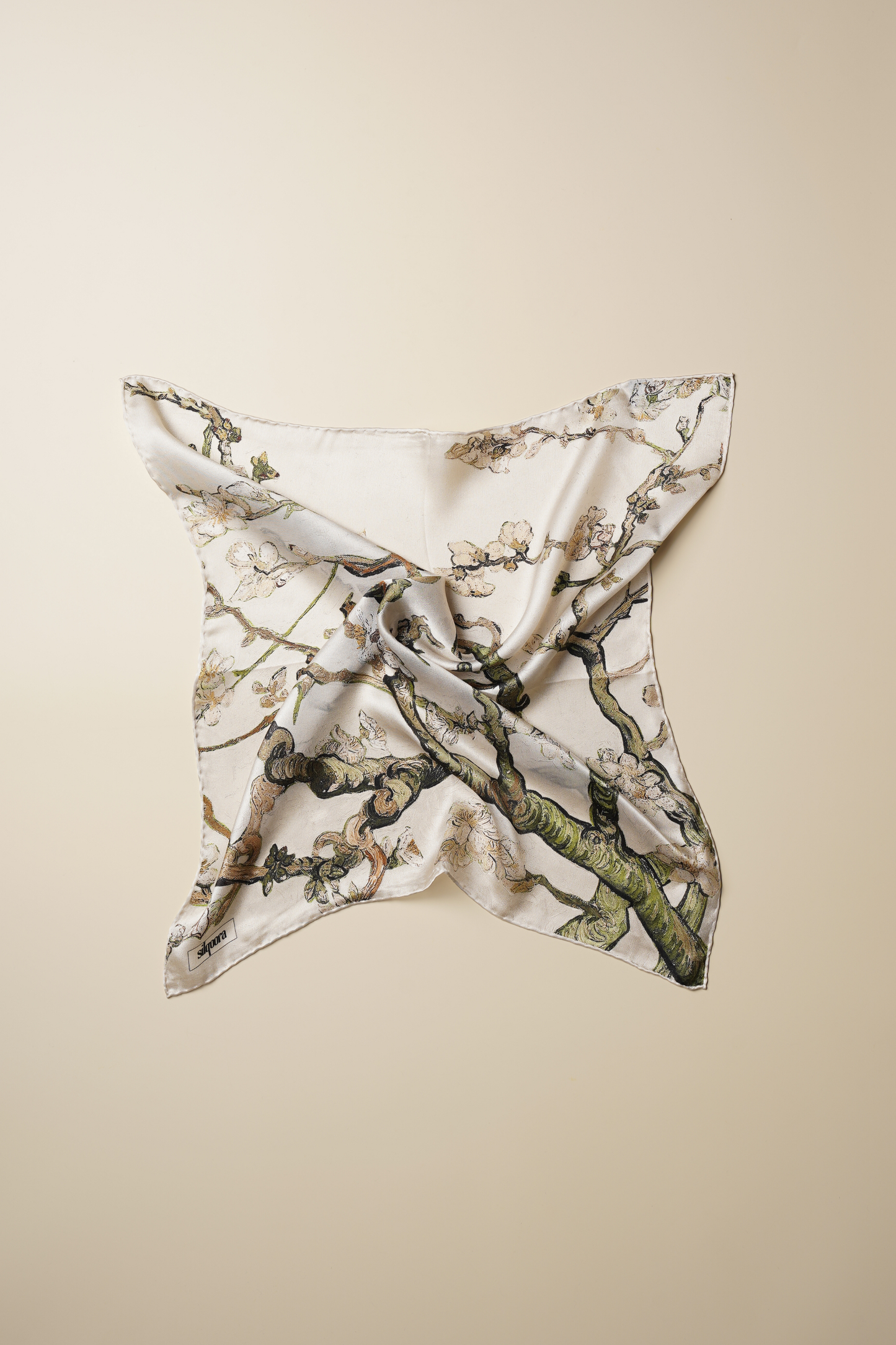 İpek Bandana Fular Art Collection-Vincent Van Gogh (Badem Ağacı Beyaz)